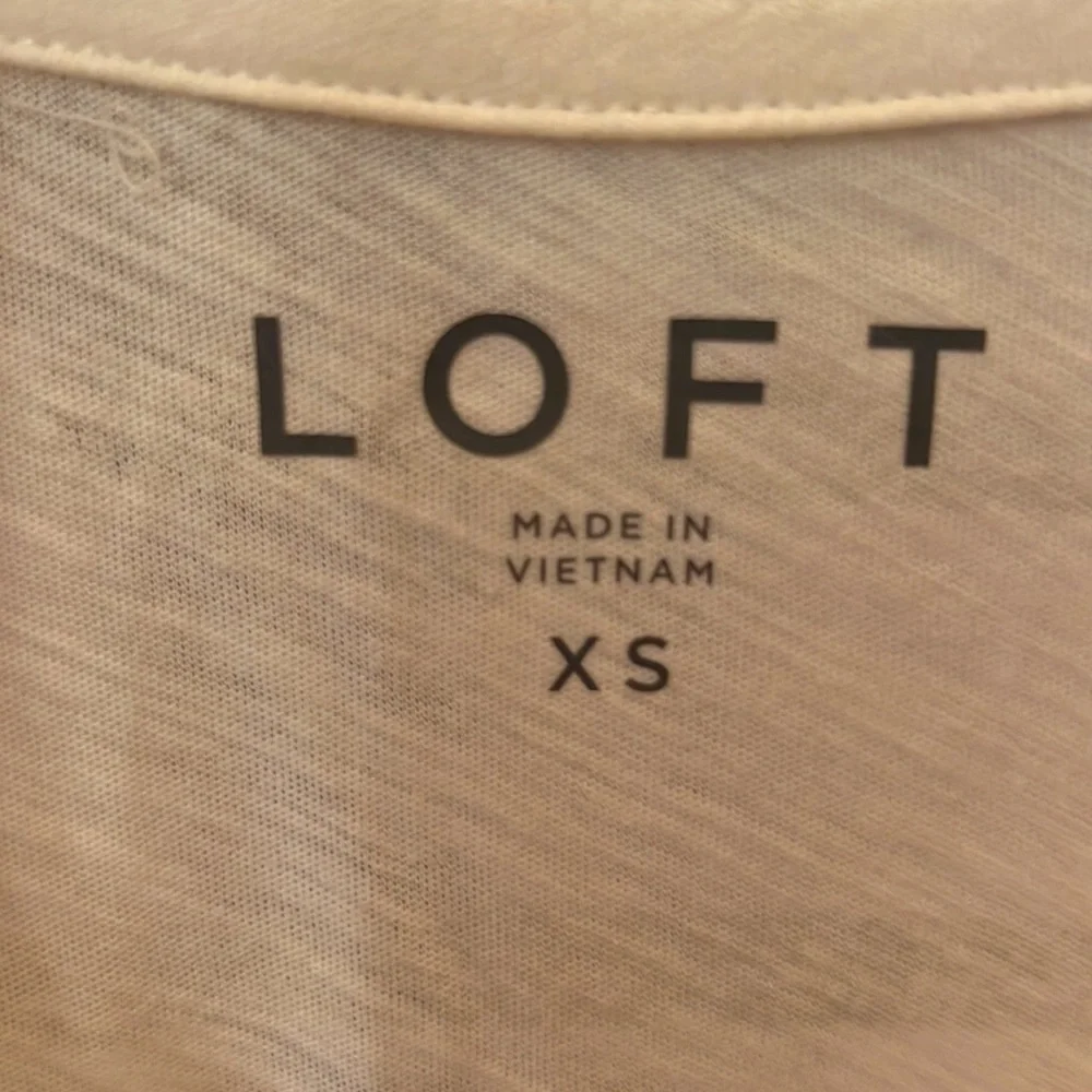 Top - Picture 2 of 5